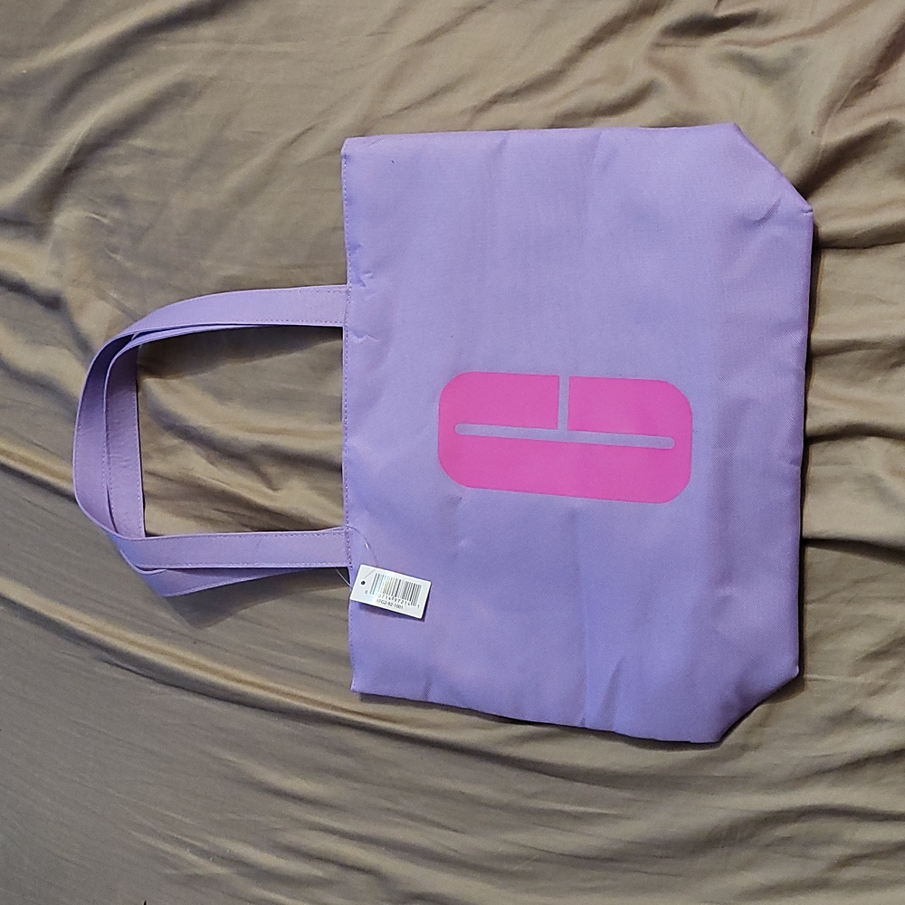 Clinique tote